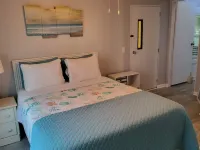 The Flip Flop Zone - Retreat by The Beach Hotels in Surfside Beach