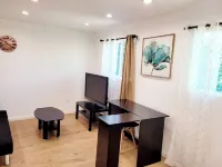 Cozy guest house close to Warner Brothers, Universal Studios, Burbank Airport