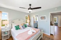New Decks, Ocean Views, Steps to South Beach, Close to Shopping and Bhi Club - Beach