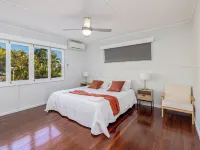 Pinball + Gaming Paradise in Townsville! 5 Minutes from the Airport & Strand Hotels in Belgian Gardens