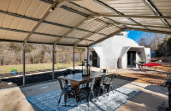 Dome House on Bear Creek - Hot Tub - 20 acres of Bear Creek Frontage - Secluded