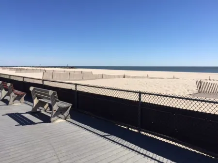 Comfy & Cozy - 3BR House - 1 Block to the Boardwalk