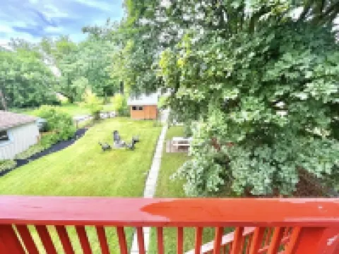 Modern 1 Bedroom walk to Glass Museum w/ Bonus Wellness Studio Hotels in Corning