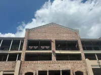 Downtown Front Street 2-bedroom townhome with balcony views