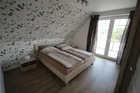 Feel-good oasis with balcony near the Elbe, close to the city center with lots of nature, free WiFi Hôtels à : Arrondissement de Bergedorf