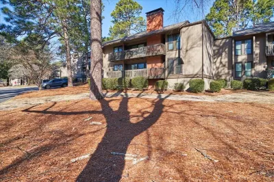 New! 3BD Condo in Pinehurst, surrounded by Pinehurst Resort and the Fair Barn!