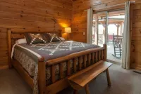 Mountaintop Getaway with Gazeebo Deck Hot Tub & Fireplace! Long range views!