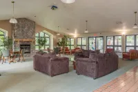 2BD 2BA WALK-IN CONDO INDOOR/OUTDOOR POOL HOT TUB