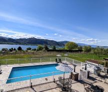 5Br/4BA Osoyoos Lakeview Villa: Pool, Game Room,  Pizza Oven, Huge Yard Sunroom!