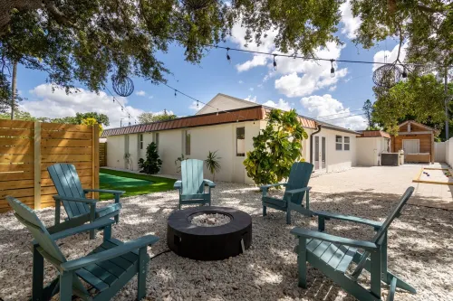 Seaside Serenity: A luxurious and modern HEATED Pool Home