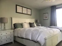 Family Friendly Home w/Pool. Close to Beaches, Shopping, I-95, Amusements & More Hotels near Cabela's