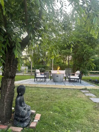 Walking Distance to Everything! Pet Friendly with Fully Fenced Yard! Track/SPAC