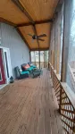 Serene Lakefront Cottage Home, relax and enjoy! Walk right to the water. Hotels in Breckinridge County