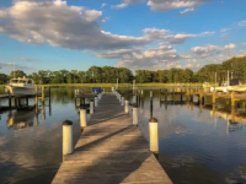 Waterfront 4 BR home with private pier and boat dock