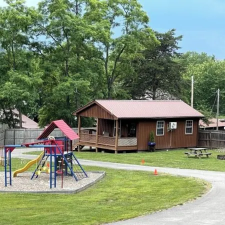 2 Bedroom A-Frame Cabin Near Sheltowee Trace & MSU