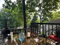 Enjoy a serene stay at Eagle Nest Cottage