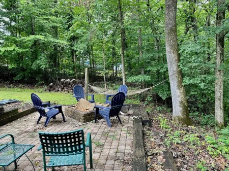 Cozy Waterfront Lake Home on Nolin Lake & Close to Mammoth Cave