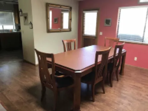 The Club House @ Pine Mountain Lake/ Yosemite 格羅夫蘭酒店