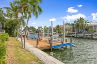 Marco Island Waterfront Single Story with Direct Gulf Access!