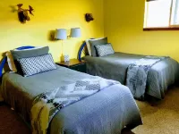 Riverfront property with the best views in Paradise valley! - 발코니