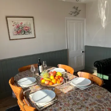 Quayside Fishermans Cottage
