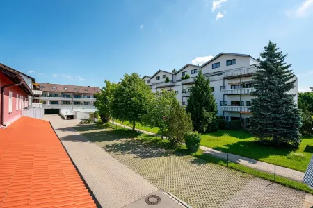 Allgäutraum Ferienwohnung Nr. 8 Отели в г. Дурах