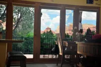Art Garden Gallery - Great Views