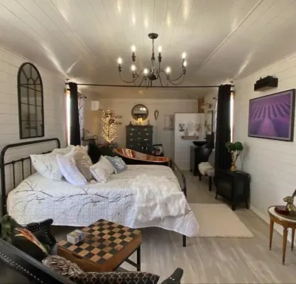 The Burrow Tiny Luxury