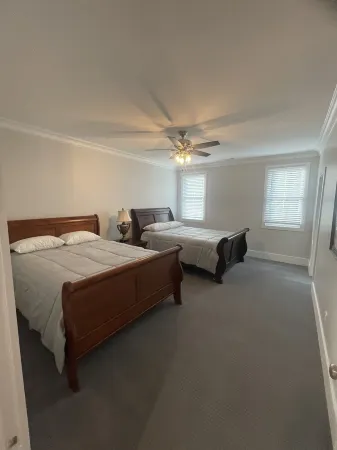 NEW 2024! LUXURY LAKEFRONT!Chef's Kitchen, Elevator, Firepit, Bar, Gameroom!