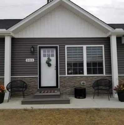 Comfort at the Crossroads Hotels in Rossford