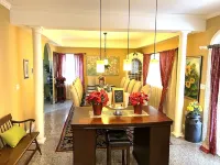 Home away from home Hot Tub and Pool in Middletown home of Wesleyan university