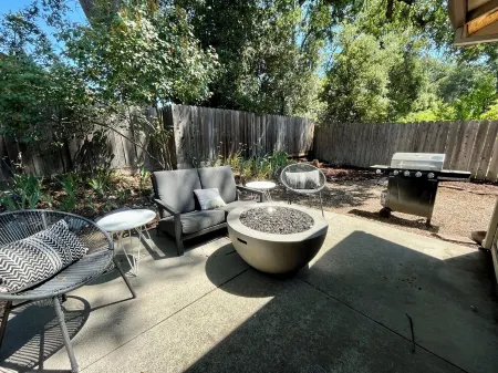 Prime Location, Downtown Murphys Отели рядом с достопримечательностью «Вал дю Вино»