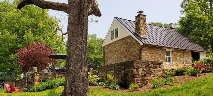 18th Century Stone Cottage minutes from historic Middleburg 파우키에 카운티 호텔