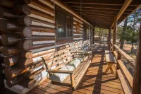 Secluded Lake Front Cabin w/ Private Dock/Boat Slip, Large Deck, Grill, WiFi.