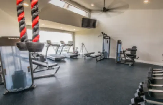 Lake front Condo 2BD/2BA w/ pool, hot tub, fire pit, gas grills, gym, & laundry.