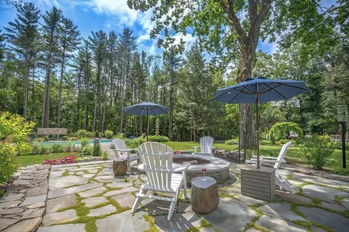 Peaceful Retreat Compound 10 Minutes to Great Barrington!