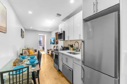 Charming Nolita / Lil Italy 2 Bedroom