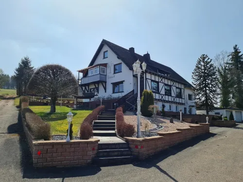 Traumhafte Ferienwohnung im Herzen der Eifel - Wann Dürfen wir SIE Begrüßen ? Hotels in Dahlem