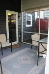 5 min to Downtown C'ville, 3b/2b Comfortable!