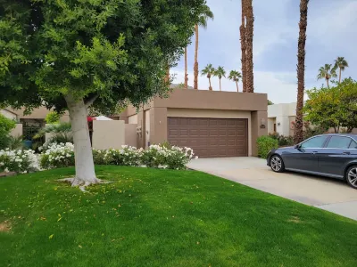Gorgeous house with stunning view of PGA west golf course and Santa Rosa mountai Hotel in zona PGA WEST Greg Norman Golf Course