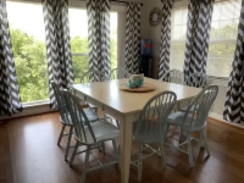 A private, wooded home in Emerald Isle, NC, 5th row from the beach (5 min walk)