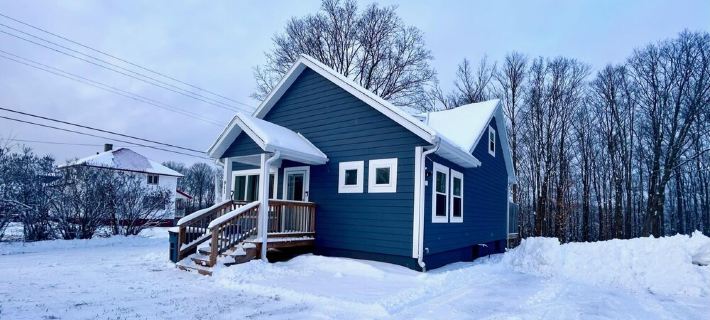 Trailside #1 Summer Unwind~ Hot Tub, Atv, Hike, Travel Hotels in Gogebic County