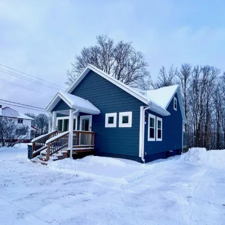 Trailside #1 Summer Unwind~ Hot Tub, Atv, Hike, Travel