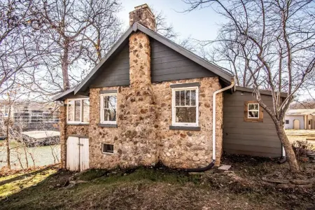 Private Lakefront Cabin in State Park w/ Dock