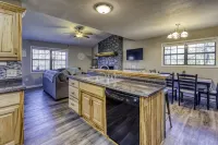 LAKE! LAKE!! LAKE!!! Seconds to the Lake. Hot Tub… Hotels in Morganton