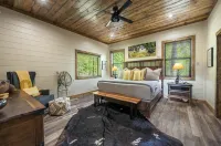 NEW! A Hidden Waterfall Oasis Is Tucked Behind This Luxury Broken Bow Cabin - Gym