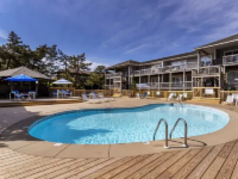 Corolla Oceanside Condo Just Steps from the Beach - Sleeps 6