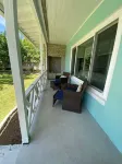Beautiful Heated Pool- Family House