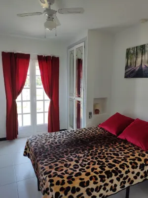 Confort Apartamento con Excelentes Vistas al mar Hotel in zona Playa Torrevieja