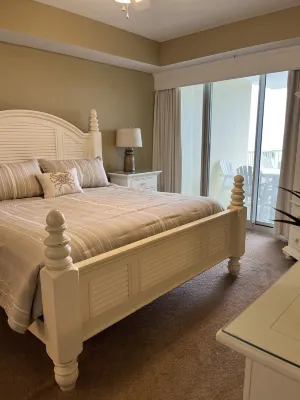 Crescent 310 Owner Managed Beach Service Included - 4-نجوم